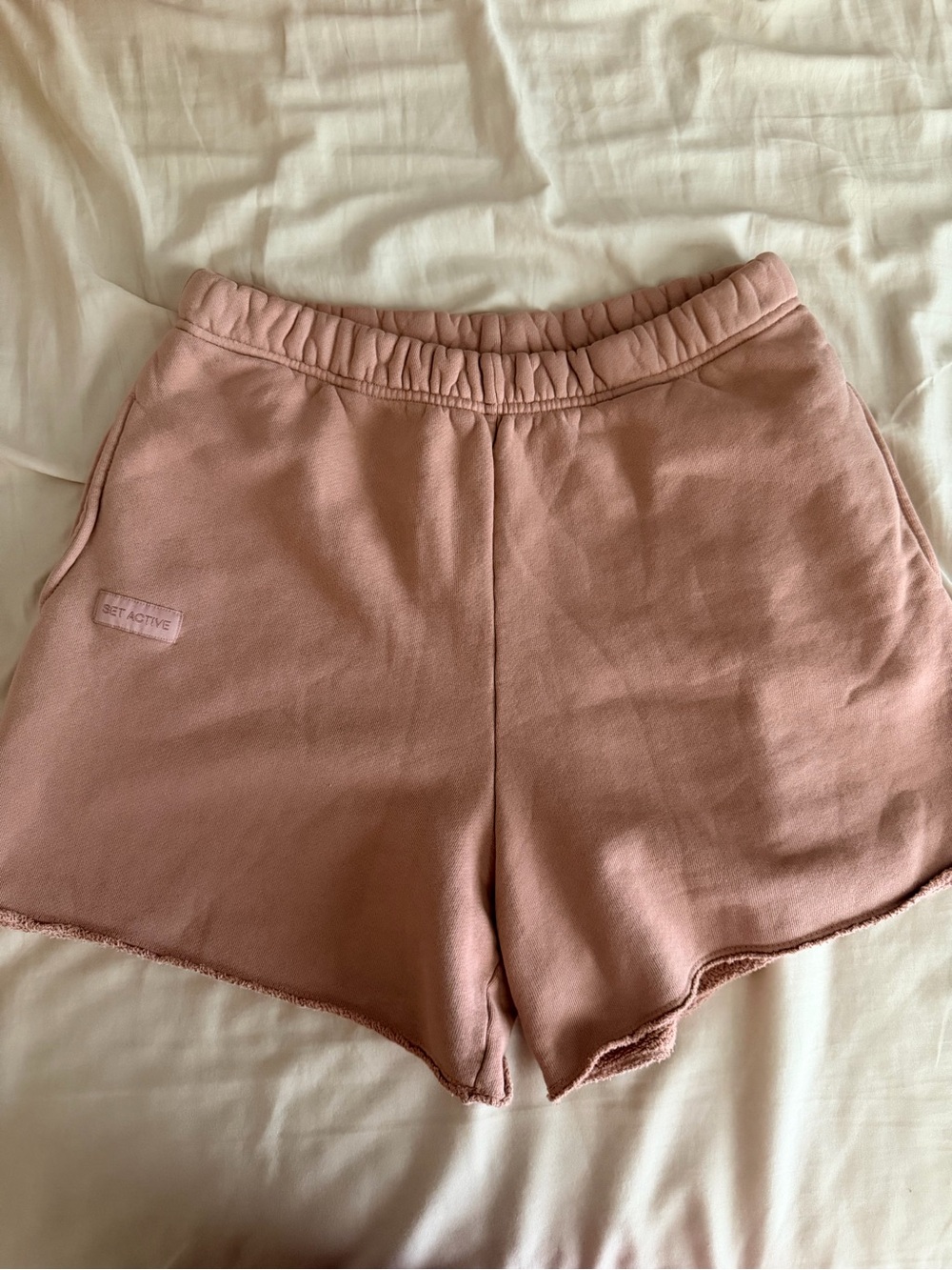 Set active light pink lounge shorts small